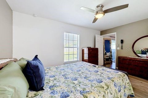 House in Ocala, Florida 4 bedrooms, 154.31 sq.m. № 2114635 - photo 16
