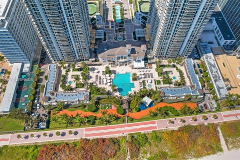 Condominio en venta en Miami Beach, Florida, 2 dormitorios, 128.21 m2 № 2002734 - foto 30
