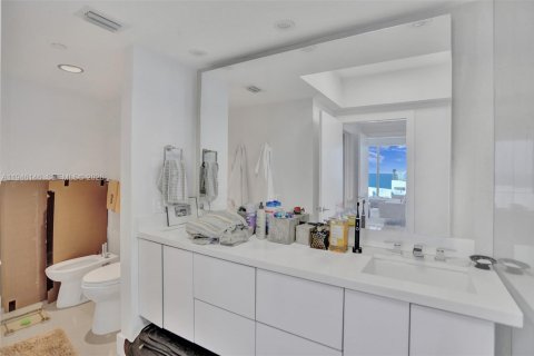 Condominio en venta en Miami Beach, Florida, 2 dormitorios, 128.21 m2 № 2002734 - foto 14