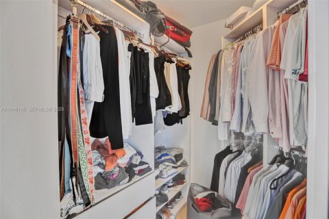 Condominio en venta en Miami Beach, Florida, 2 dormitorios, 128.21 m2 № 2002734 - foto 15