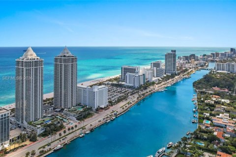 Condominio en venta en Miami Beach, Florida, 2 dormitorios, 128.21 m2 № 2002734 - foto 27