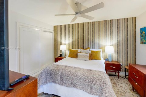 Casa en venta en Homestead, Florida, 4 dormitorios, 213.77 m2 № 2001439 - foto 17