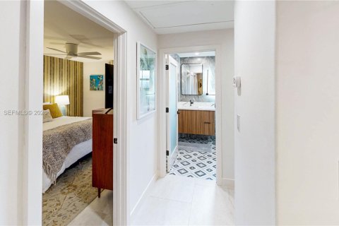 Casa en venta en Homestead, Florida, 4 dormitorios, 213.77 m2 № 2001439 - foto 16