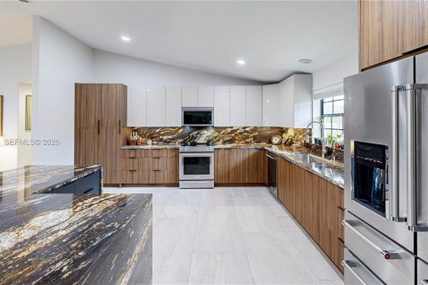 Casa en venta en Homestead, Florida, 4 dormitorios, 213.77 m2 № 2001439 - foto 12