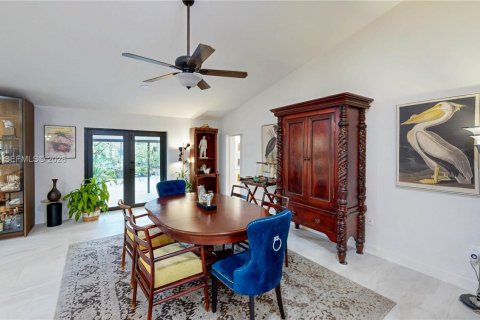 Casa en venta en Homestead, Florida, 4 dormitorios, 213.77 m2 № 2001439 - foto 8