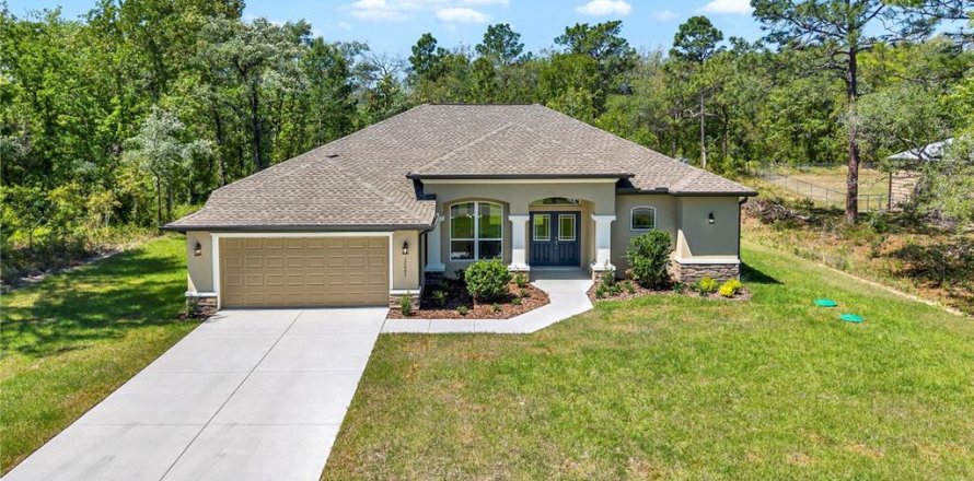 Villa ou maison à Brooksville, Floride 3 chambres, 185.99 m2 № 2144322