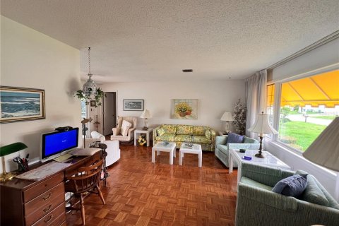 Villa ou maison à louer à Punta Gorda, Floride: 3 chambres, 180.6 m2 № 1274955 - photo 12