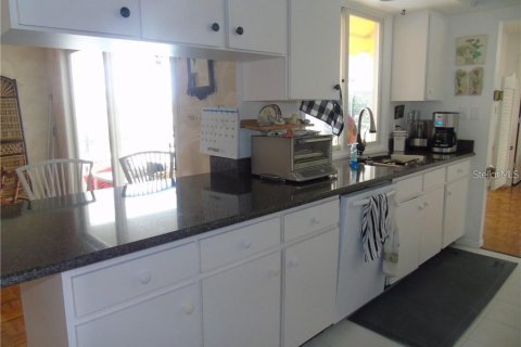 Villa ou maison à louer à Punta Gorda, Floride: 3 chambres, 180.6 m2 № 1274955 - photo 8