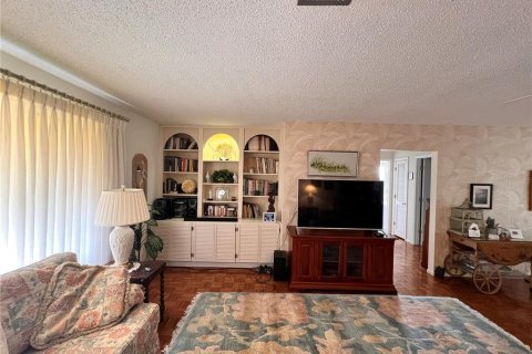Villa ou maison à louer à Punta Gorda, Floride: 3 chambres, 180.6 m2 № 1274955 - photo 5
