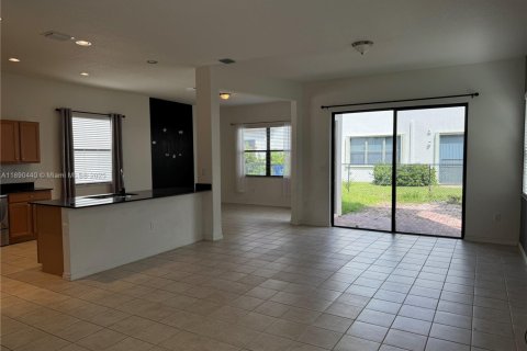 House in Miramar, Florida 3 bedrooms, 183.67 sq.m. № 1943325 - photo 3