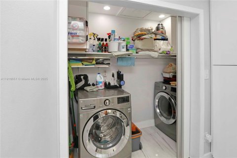 Купить виллу или дом в Хомстед, Флорида 3 спальни, 158.03м2, № 1972890 - фото 19