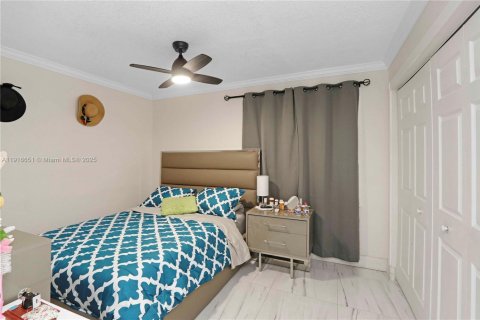 Купить виллу или дом в Хомстед, Флорида 3 спальни, 158.03м2, № 1972890 - фото 12