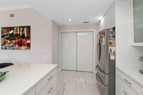 Купить виллу или дом в Хомстед, Флорида 3 спальни, 158.03м2, № 1972890 - фото 11