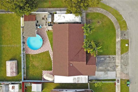 Купить виллу или дом в Хомстед, Флорида 3 спальни, 158.03м2, № 1972890 - фото 27