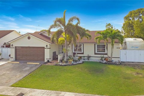 Купить виллу или дом в Хомстед, Флорида 3 спальни, 158.03м2, № 1972890 - фото 30