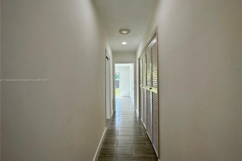 Villa ou maison à louer à Pompano Beach, Floride: 3 chambres, 151.24 m2 № 1931039 - photo 13