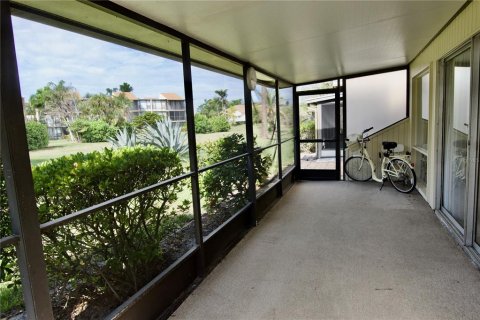 Copropriété à vendre à Venice, Floride: 2 chambres, 109.62 m2 № 2109681 - photo 15