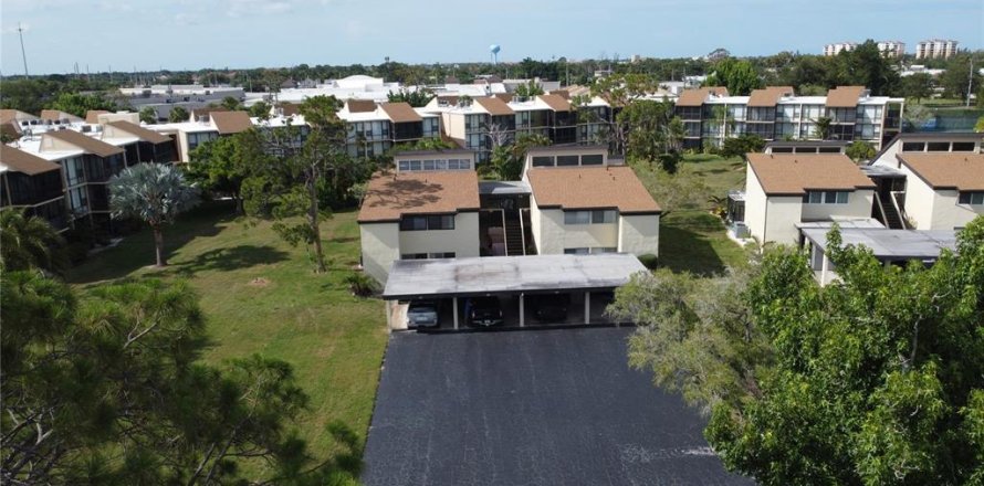 Condo à Venice, Floride, 2 chambres  № 2109681