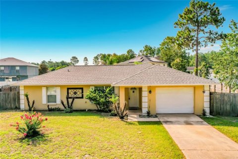 Casa en Ocala, Florida 3 dormitorios, 112.78 m2 № 2199420