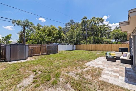 House in Seminole, Florida 3 bedrooms, 106.56 sq.m. № 1876089 - photo 25