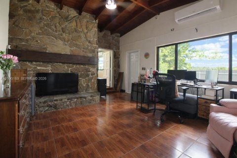 Casa en venta en Homestead, Florida, 3 dormitorios, 150.04 m2 № 2066324 - foto 17