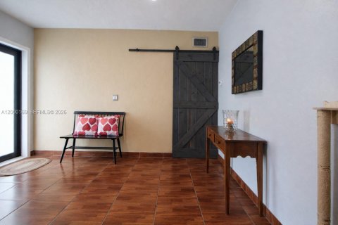 Casa en venta en Homestead, Florida, 3 dormitorios, 150.04 m2 № 2066324 - foto 5