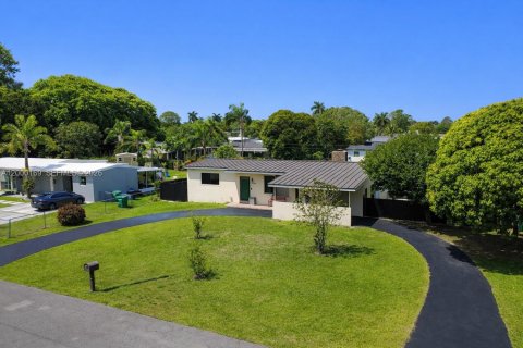 Casa en Homestead, Florida 3 dormitorios, 150.04 m2 № 2066324