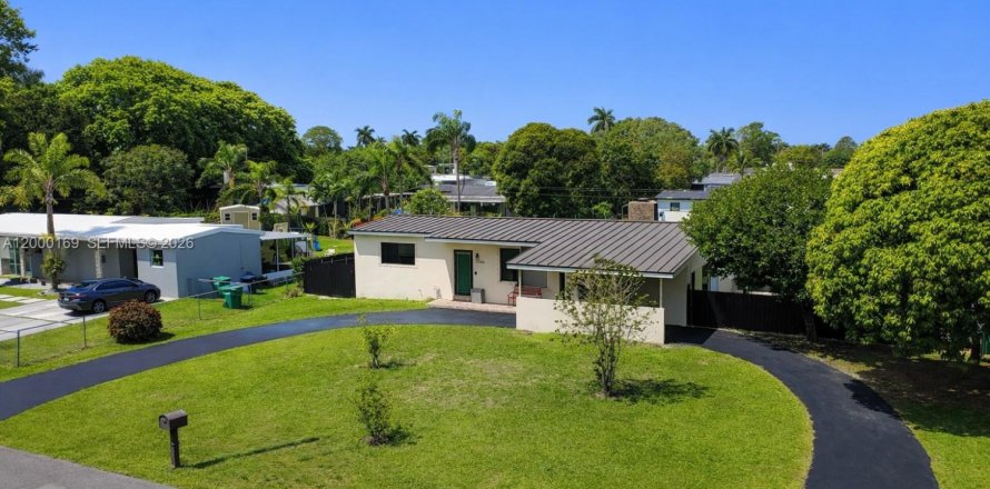 Casa en Homestead, Florida 3 dormitorios, 150.04 m2 № 2066324