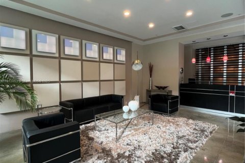 Кондоминиум с 1 спальней в Форт-Лодердейл, Флорида № 2013719