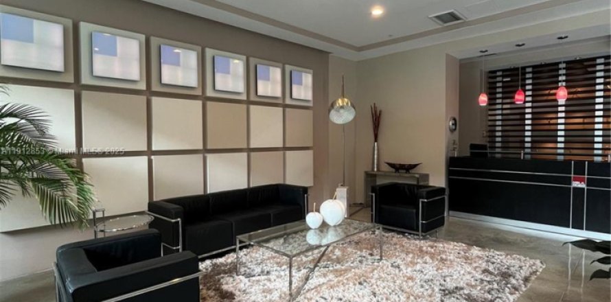 Кондоминиум с 1 спальней в Форт-Лодердейл, Флорида № 2013719