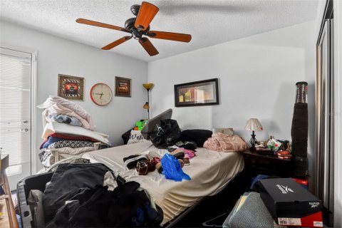 Duplex à vendre à Orlando, Floride: 3 chambres, 114.46 m2 № 2092628 - photo 14