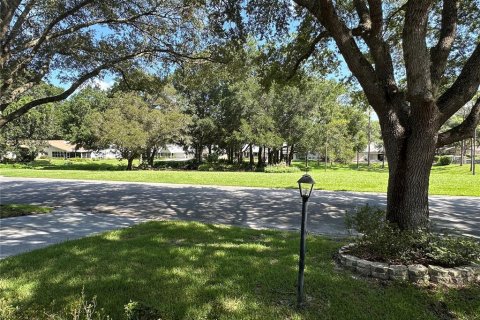 House in Ocala, Florida 2 bedrooms, 156.82 sq.m. № 1866402 - photo 2