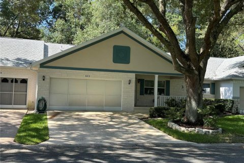 House in Ocala, Florida 2 bedrooms, 156.82 sq.m. № 1866402 - photo 1