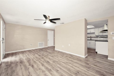 Villa ou maison à vendre à Port Richey, Floride: 3 chambres, 129.13 m2 № 2114887 - photo 4