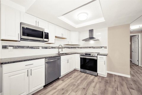 Villa ou maison à vendre à Port Richey, Floride: 3 chambres, 129.13 m2 № 2114887 - photo 8