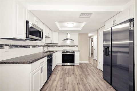 Villa ou maison à vendre à Port Richey, Floride: 3 chambres, 129.13 m2 № 2114887 - photo 7