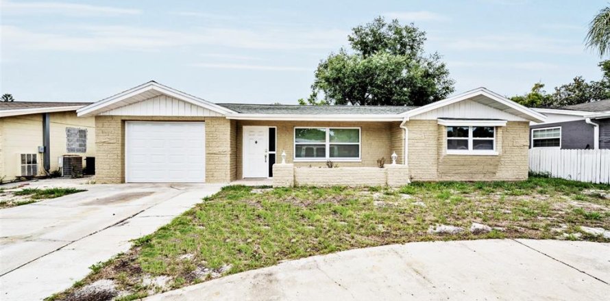 Villa ou maison à Port Richey, Floride 3 chambres, 129.13 m2 № 2114887