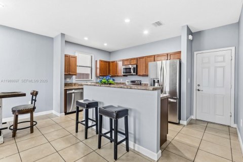 Villa ou maison à vendre à Homestead, Floride: 4 chambres, 226.4 m2 № 2254191 - photo 4