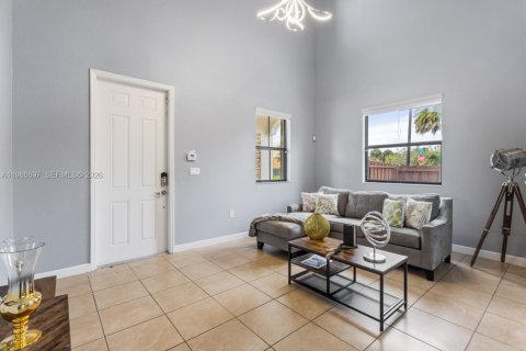 Villa ou maison à vendre à Homestead, Floride: 4 chambres, 226.4 m2 № 2254191 - photo 20