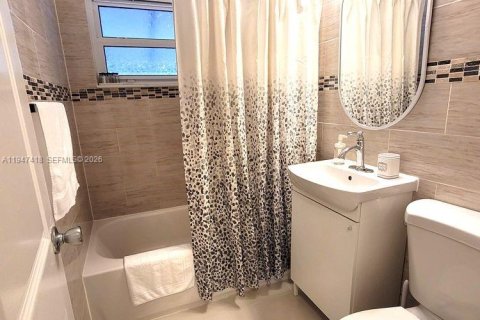 Снять в аренду коммерческую недвижимость в Майами, Флорида 2 спальни, 63.17м2, № 2003544 - фото 7