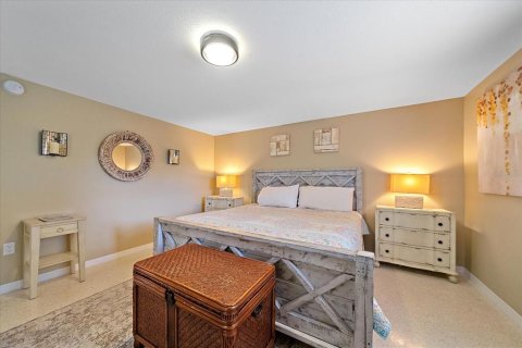 House in Sarasota, Florida 3 bedrooms, 201.41 sq.m. № 2092836 - photo 23