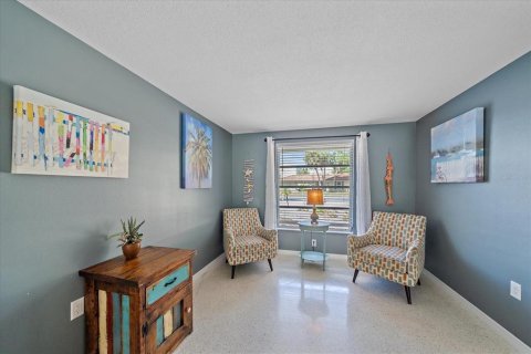 House in Sarasota, Florida 3 bedrooms, 201.41 sq.m. № 2092836 - photo 12