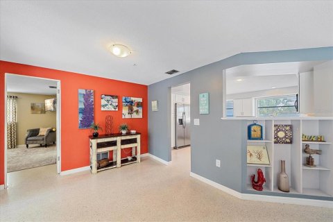 House in Sarasota, Florida 3 bedrooms, 201.41 sq.m. № 2092836 - photo 8