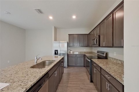 Villa ou maison à louer à Brooksville, Floride: 5 chambres, 210.7 m2 № 2115349 - photo 7