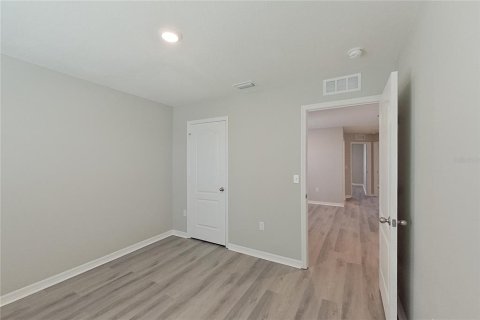 Villa ou maison à louer à Brooksville, Floride: 5 chambres, 210.7 m2 № 2115349 - photo 22