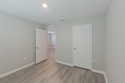 Villa ou maison à louer à Brooksville, Floride: 5 chambres, 210.7 m2 № 2115349 - photo 20