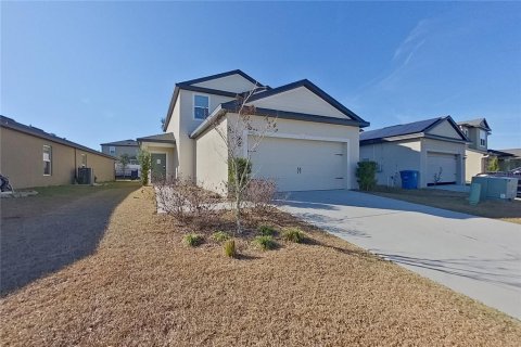 Villa ou maison à louer à Brooksville, Floride: 5 chambres, 210.7 m2 № 2115349 - photo 3