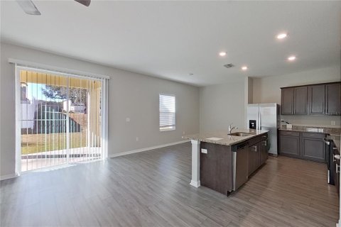 Villa ou maison à louer à Brooksville, Floride: 5 chambres, 210.7 m2 № 2115349 - photo 11