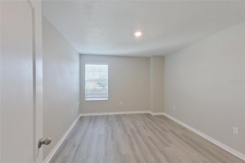 Villa ou maison à louer à Brooksville, Floride: 5 chambres, 210.7 m2 № 2115349 - photo 28