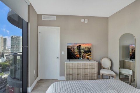 Condo in Miami, Florida, 1 bedroom № 1934001 - photo 19